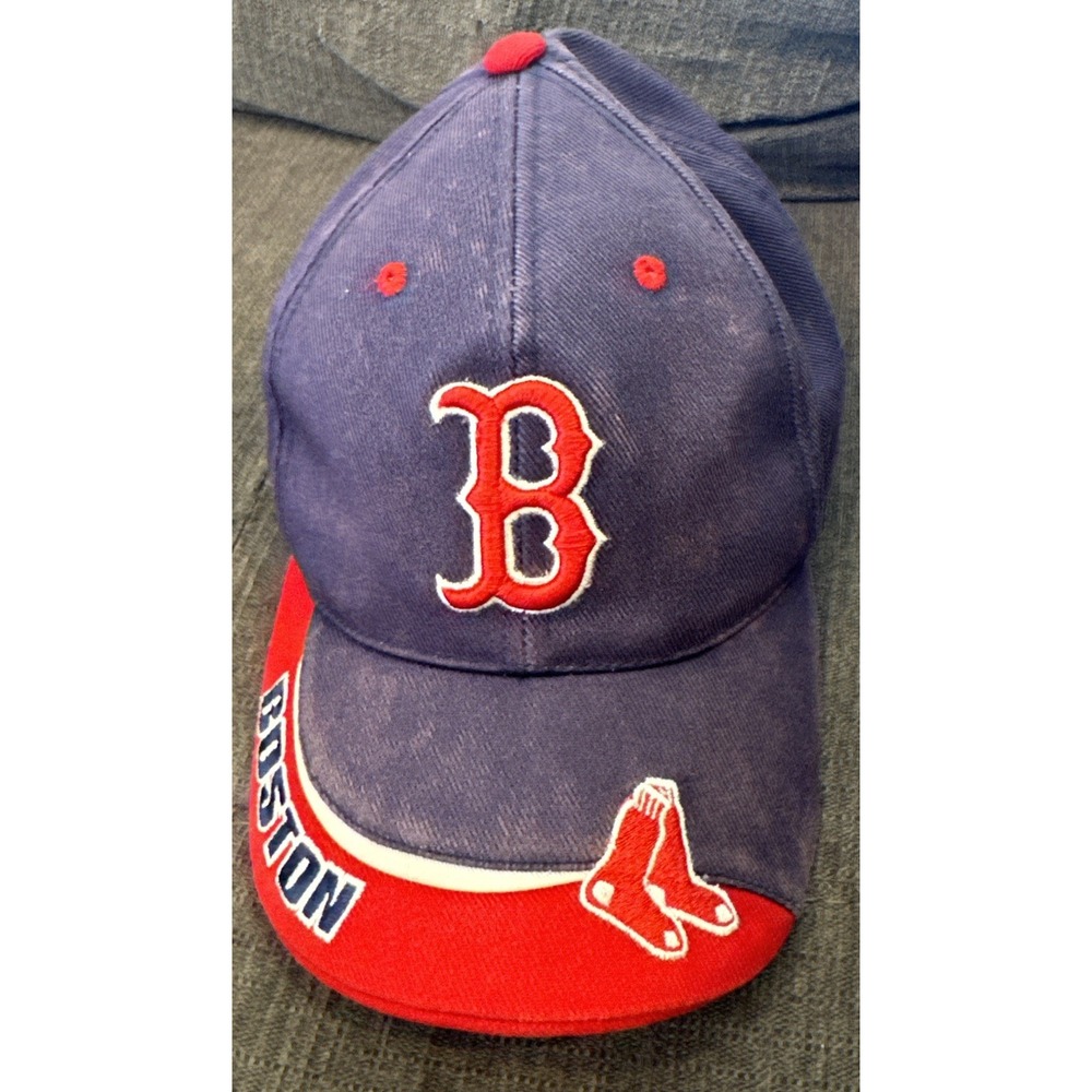 Boston Red Sox MLB Genuine Merchandise, Adjustable Strapback Hat Cap Socks